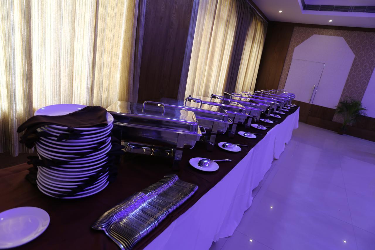 Kamlesh Continental Hotel Angul ภายนอก รูปภาพ