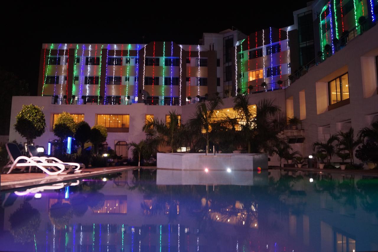 Kamlesh Continental Hotel Angul ภายนอก รูปภาพ