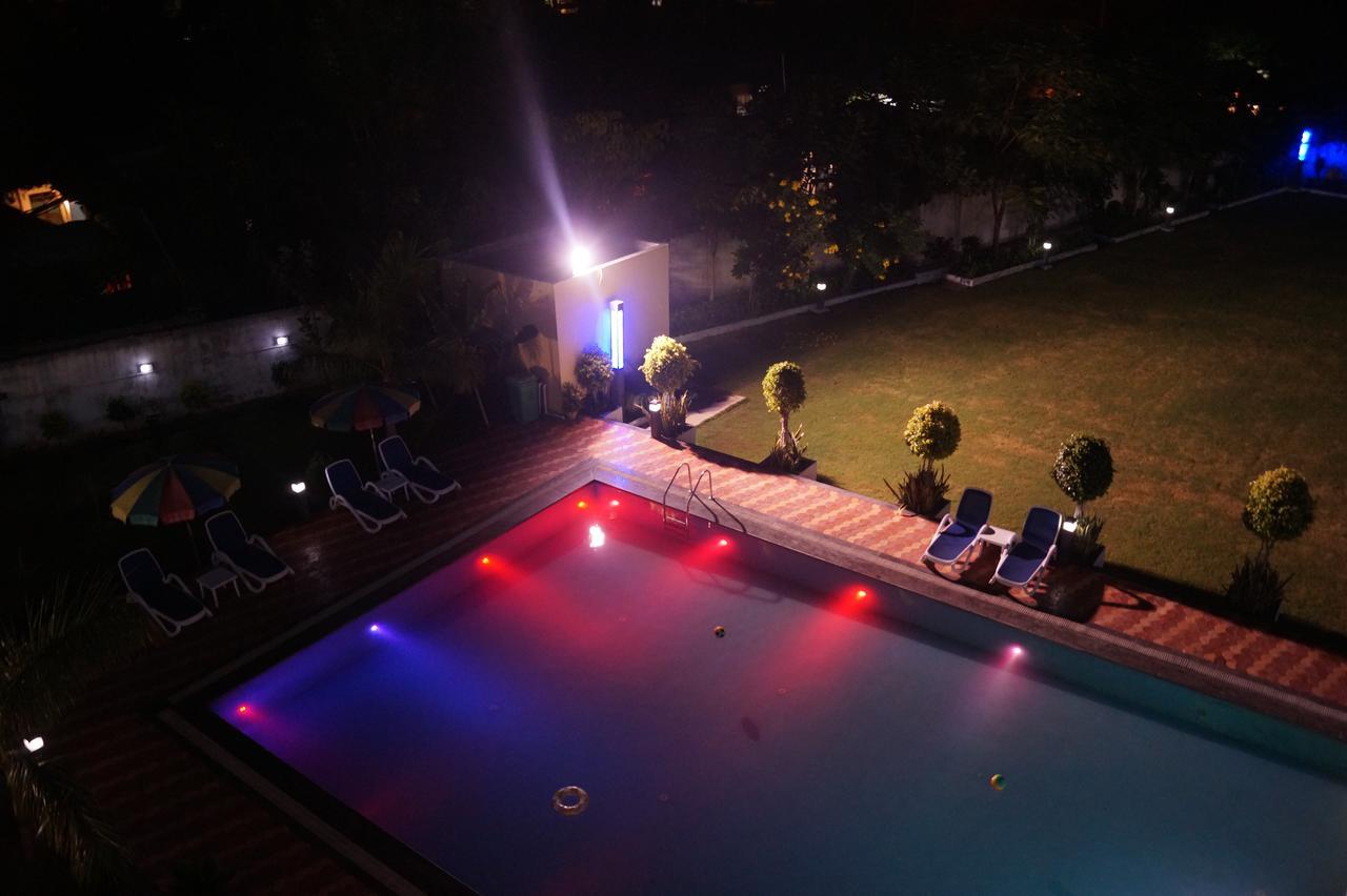 Kamlesh Continental Hotel Angul ภายนอก รูปภาพ