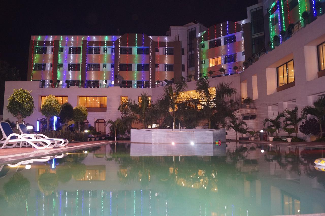 Kamlesh Continental Hotel Angul ภายนอก รูปภาพ