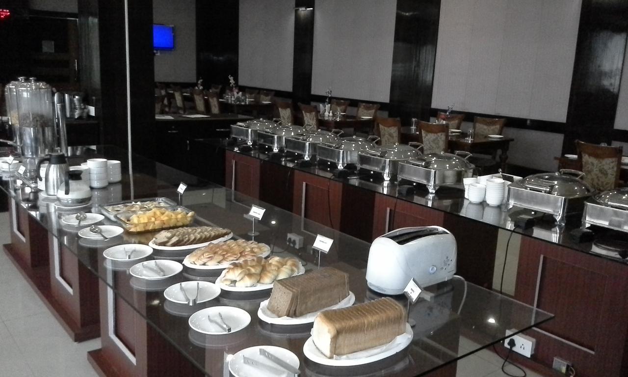 Kamlesh Continental Hotel Angul ภายนอก รูปภาพ